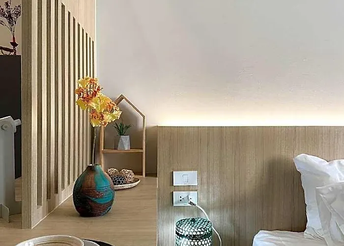Private Space, Mrt Chinatown מלון
