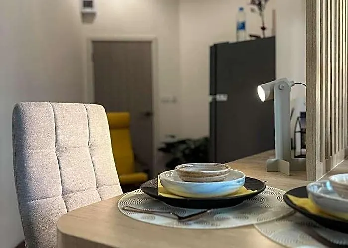 Private Space, Mrt Chinatown 2*